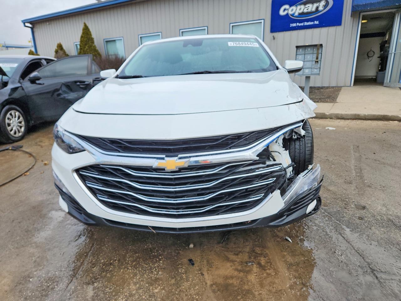 2024 Chevrolet Malibu Lt - Image 5