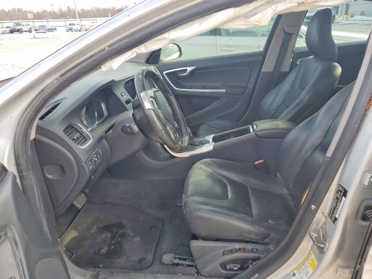 2016 Volvo S60 Premier - Image 7