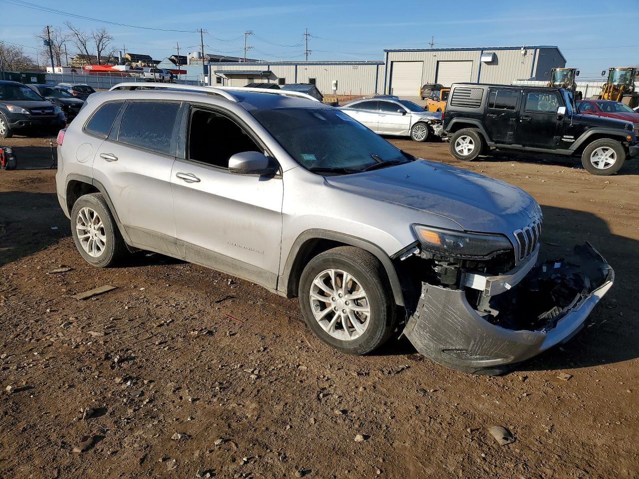 2021 Jeep Cherokee Latitude - Фото 4