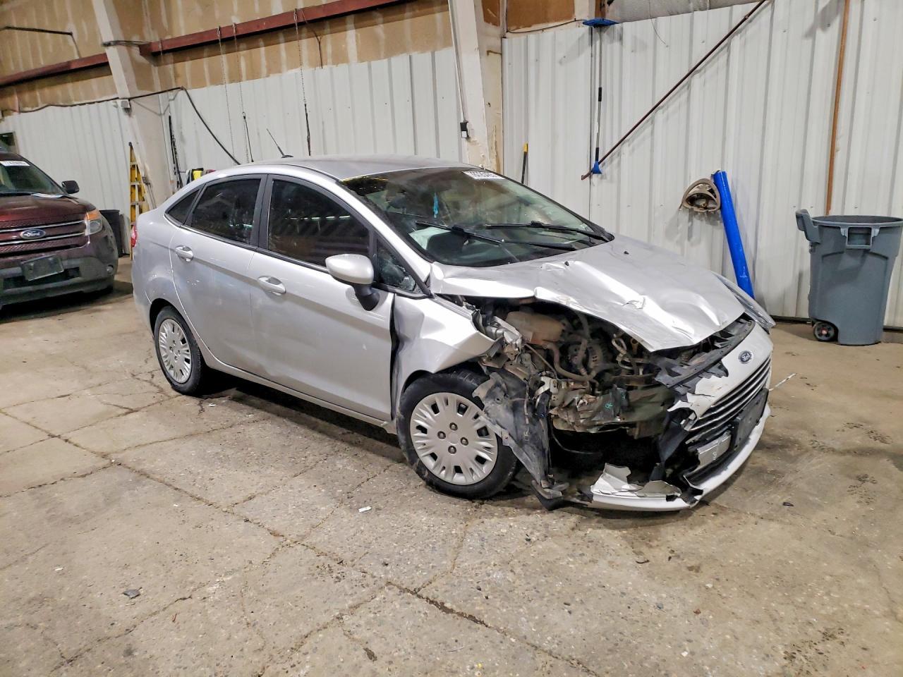 2017 Ford Fiesta S - Фото 4