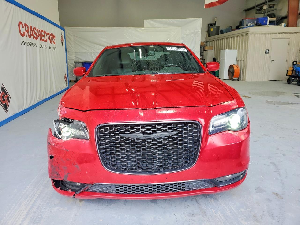2017 Chrysler 300 S - Image 5
