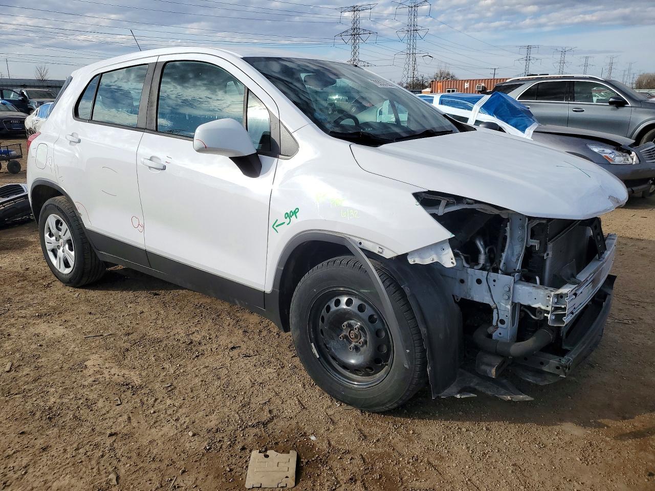 2018 Chevrolet Trax Ls - Image 4