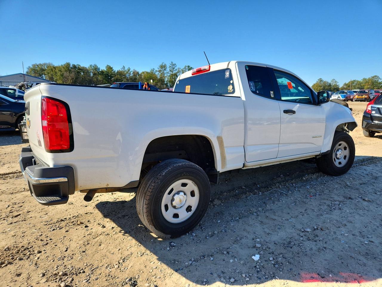 2017 Chevrolet Colorado - Фото 3