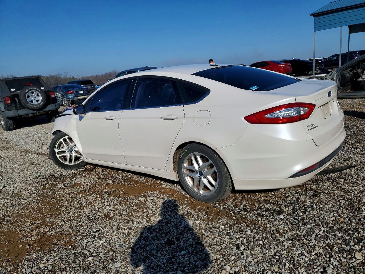 2013 Ford Fusion Se - Фото 2