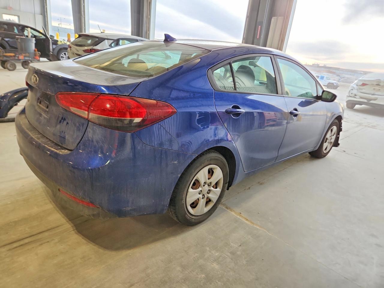 2018 Kia Forte Lx - Image 3