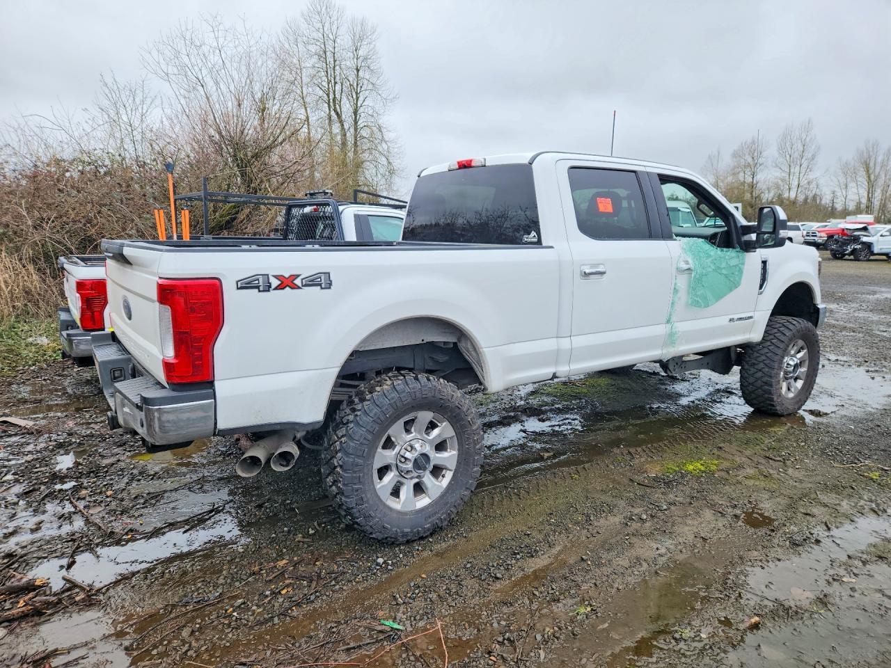 2018 Ford F350 Super Duty - Фото 3
