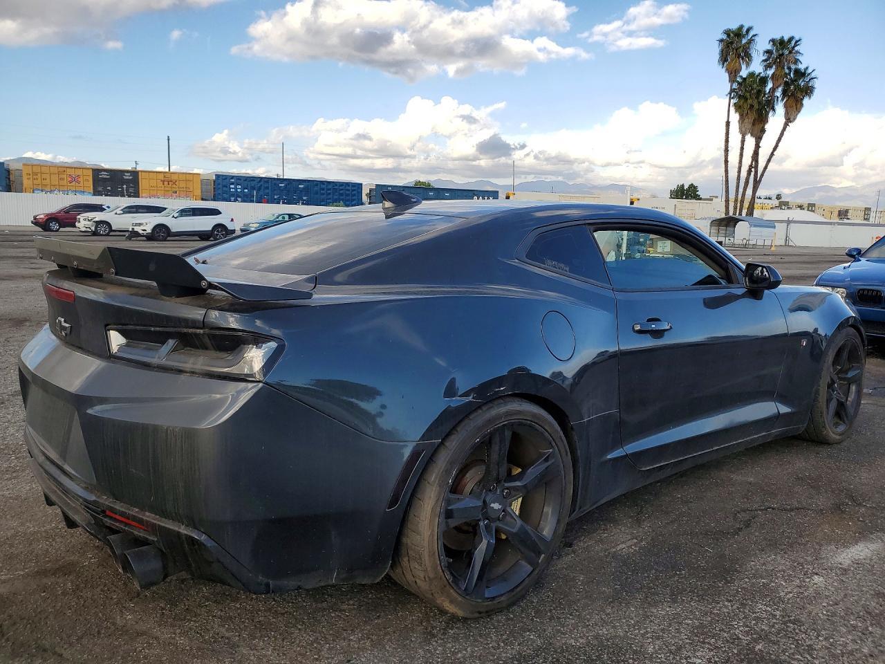 2017 Chevrolet Camaro Ss - Фото 3