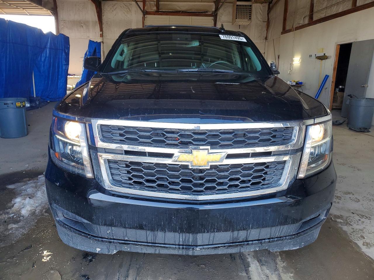 2019 Chevrolet Suburban K1500 Lt - Image 5