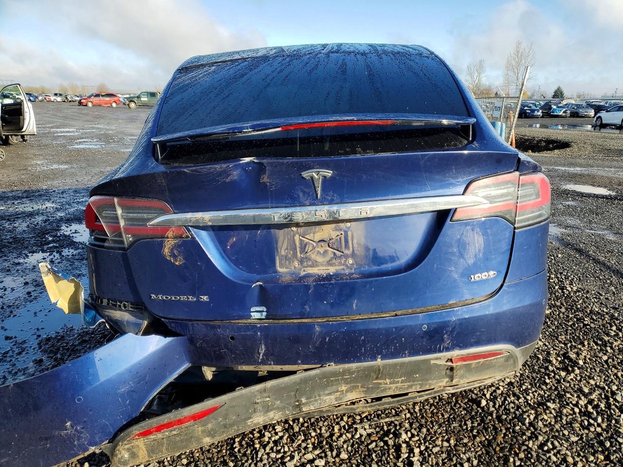 2018 Tesla Model X - Image 6