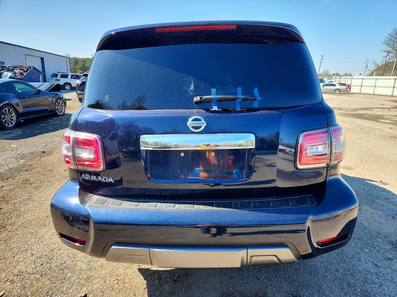 2019 Nissan Armada Sv - Image 6