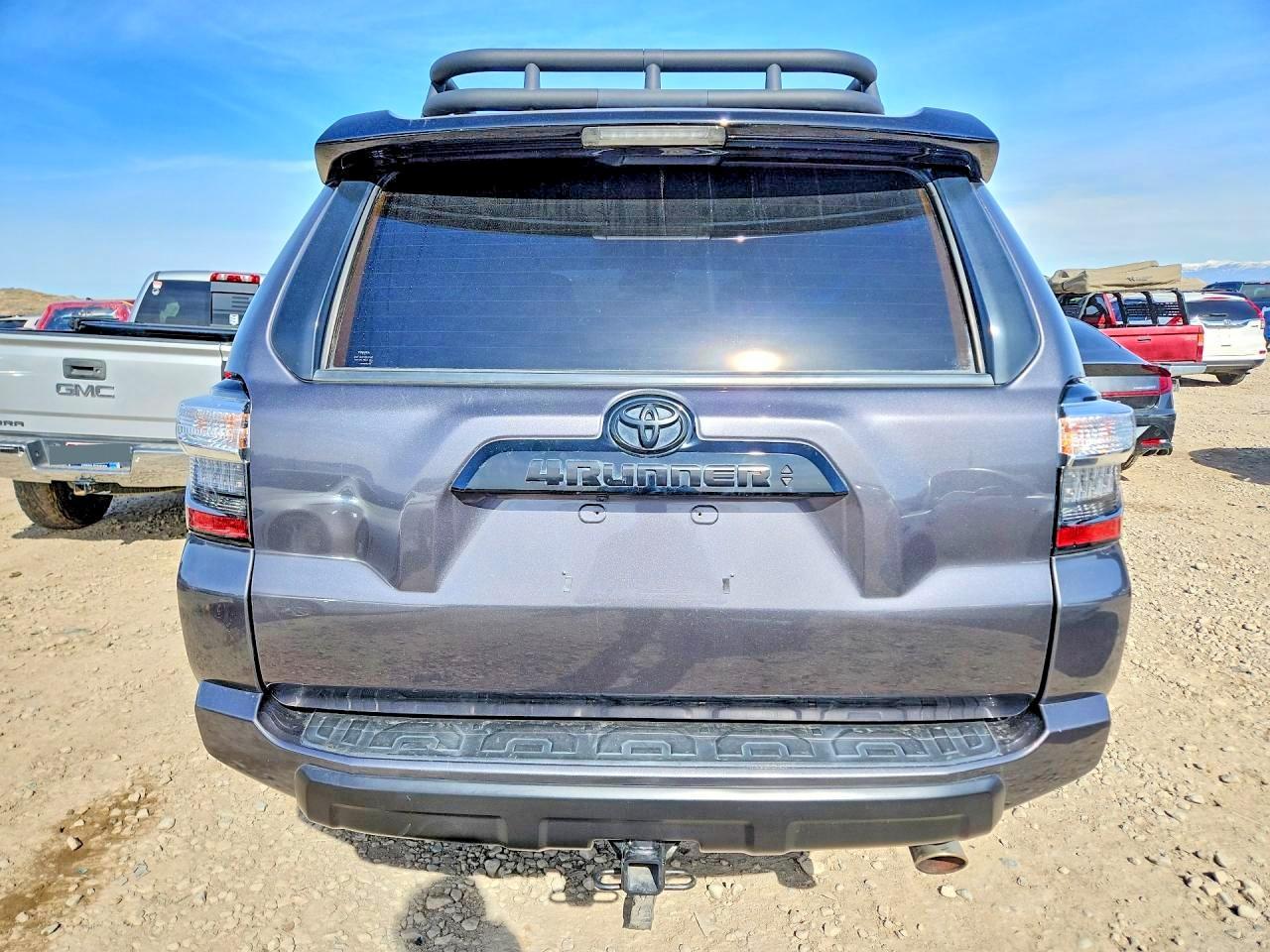 2021 Toyota 4Runner Venture - Фото 6