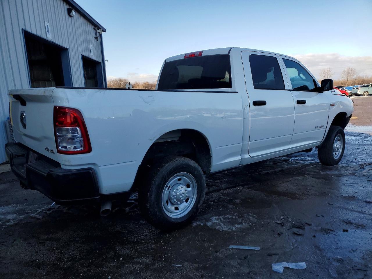 2022 Ram 2500 Tradesman - Image 3