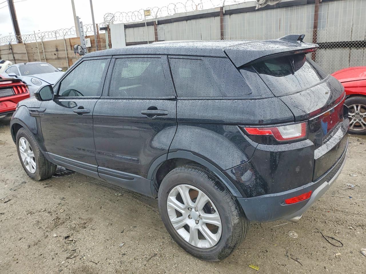 2018 Land Rover Range Rover Evoque Se - Фото 2