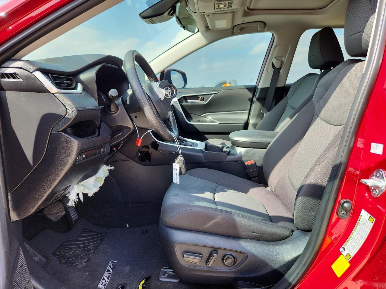 2024 Toyota Rav4 Xle - Image 7