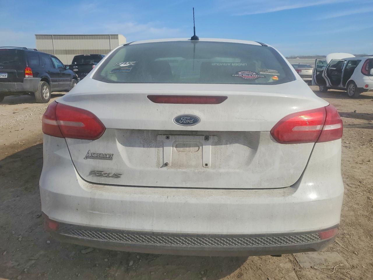 2017 Ford Focus - Image 6