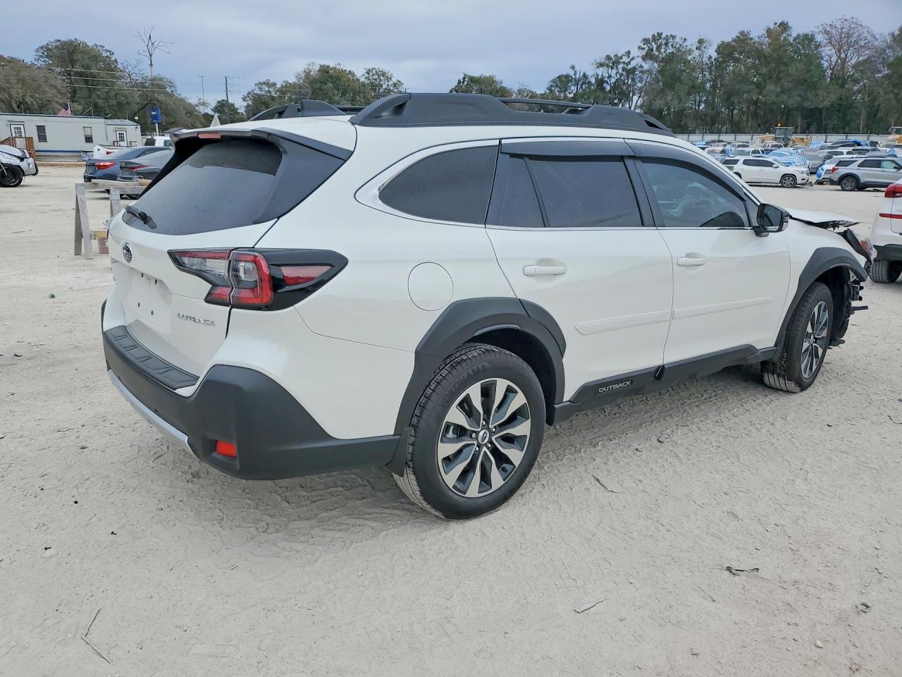 2025 Subaru Outback Limited - Фото 3
