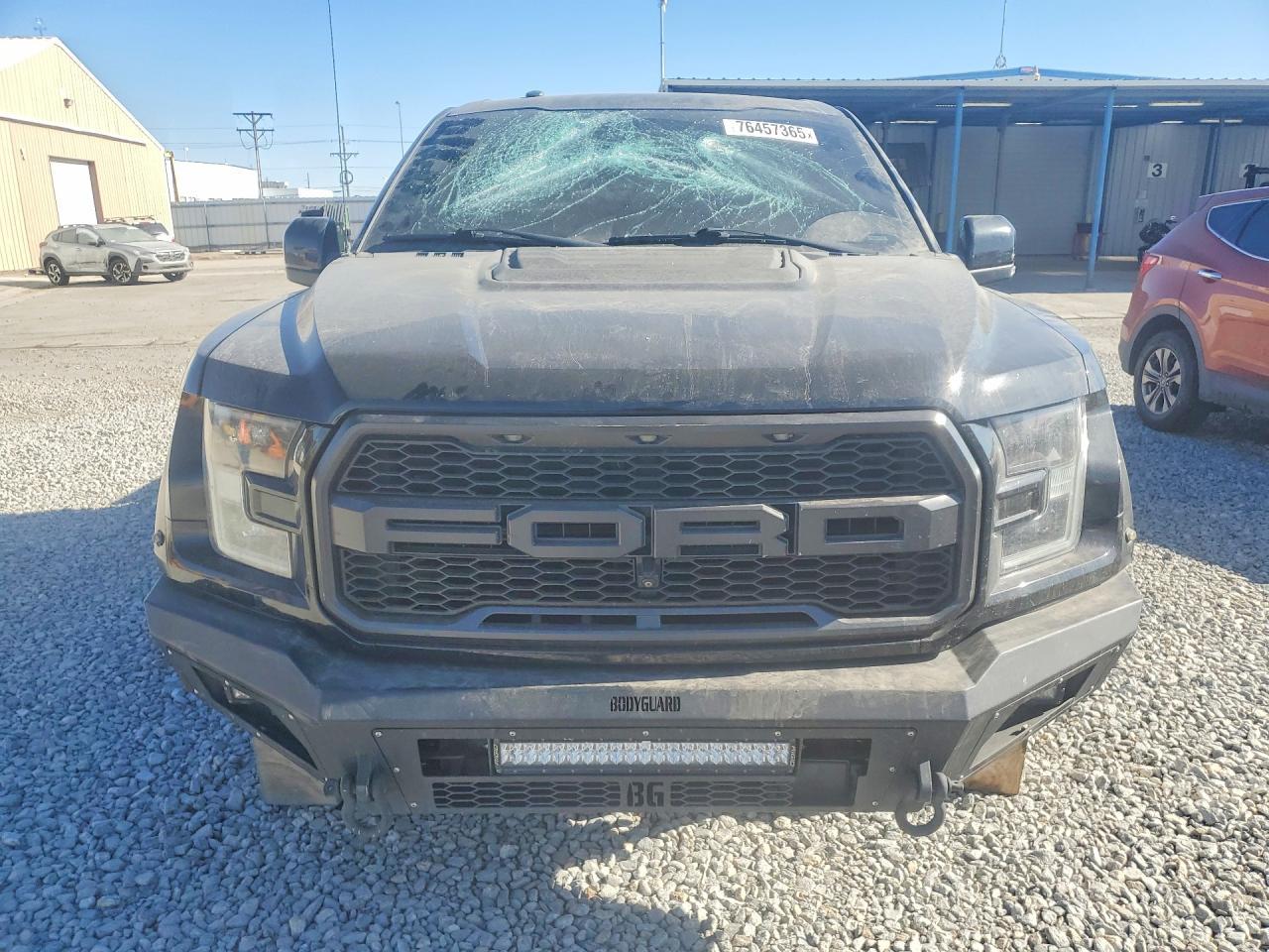 2017 Ford F150 Raptor - Фото 5