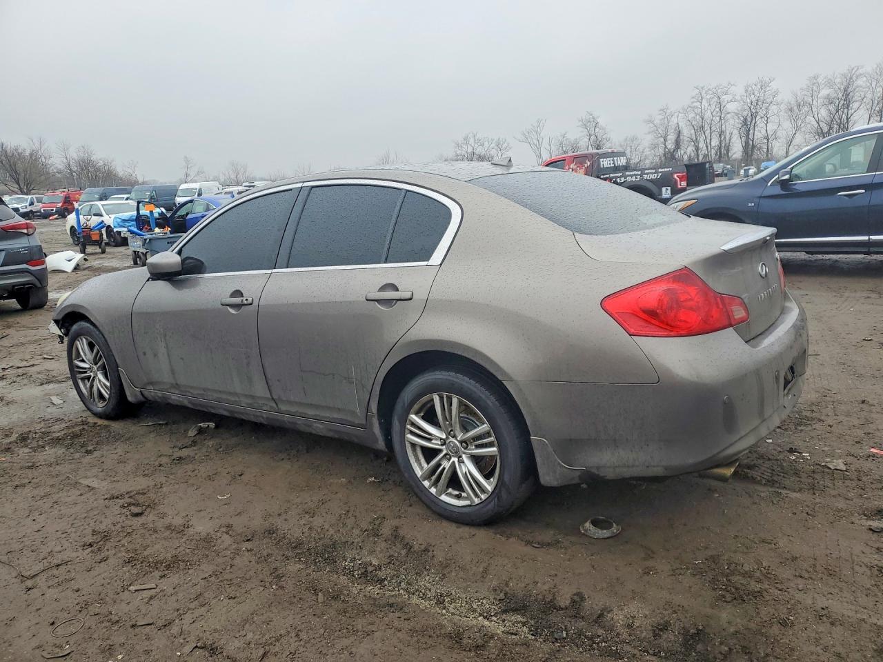 2013 Infiniti G37 - Фото 2