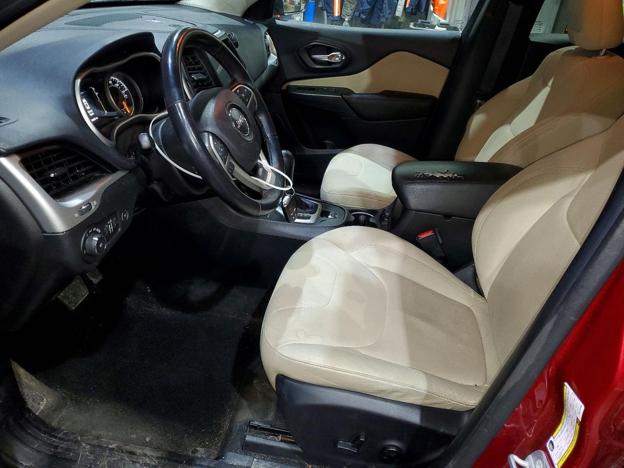 2016 Jeep Cherokee Latitude - Фото 7