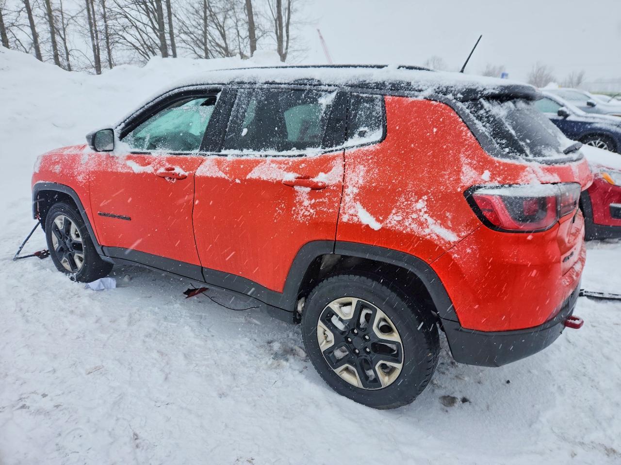2018 Jeep Compass Trailhawk - Image 2