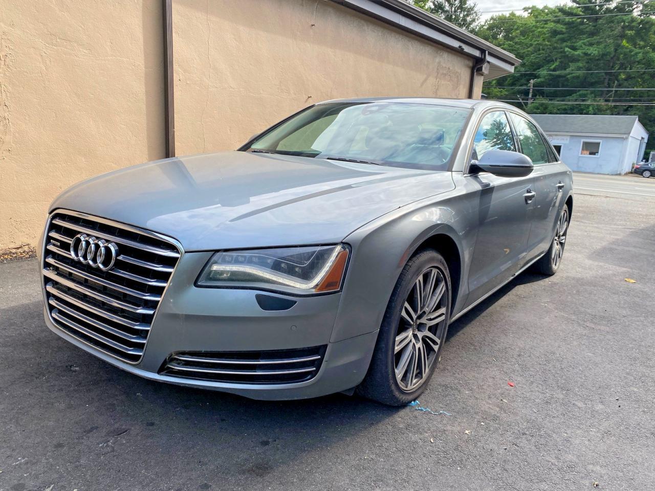 2011 Audi A8 L Quattro - Фото 2