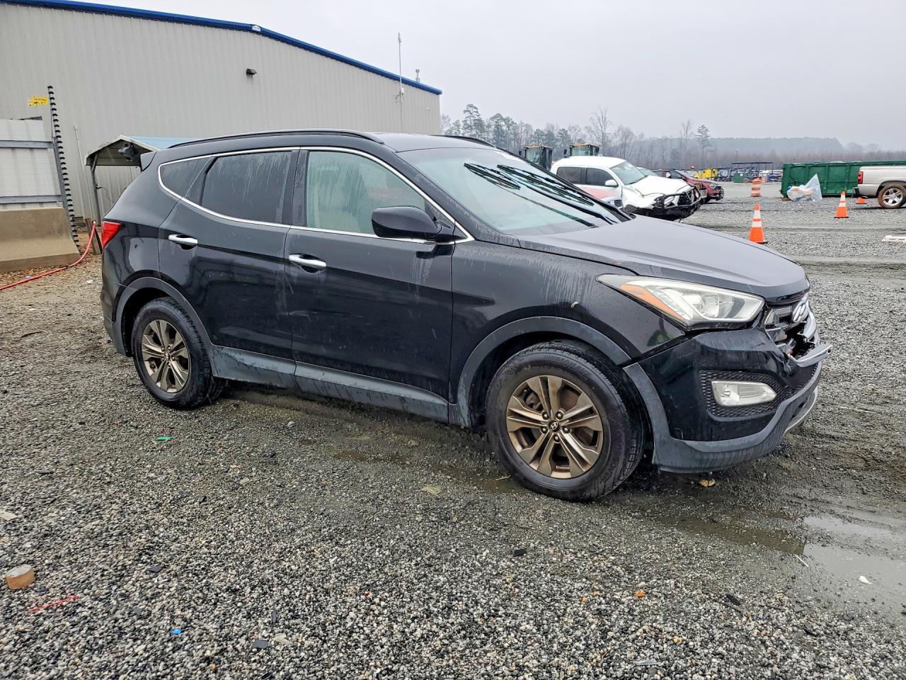 2014 Hyundai Santa Fe Sport 2.4L - Image 4