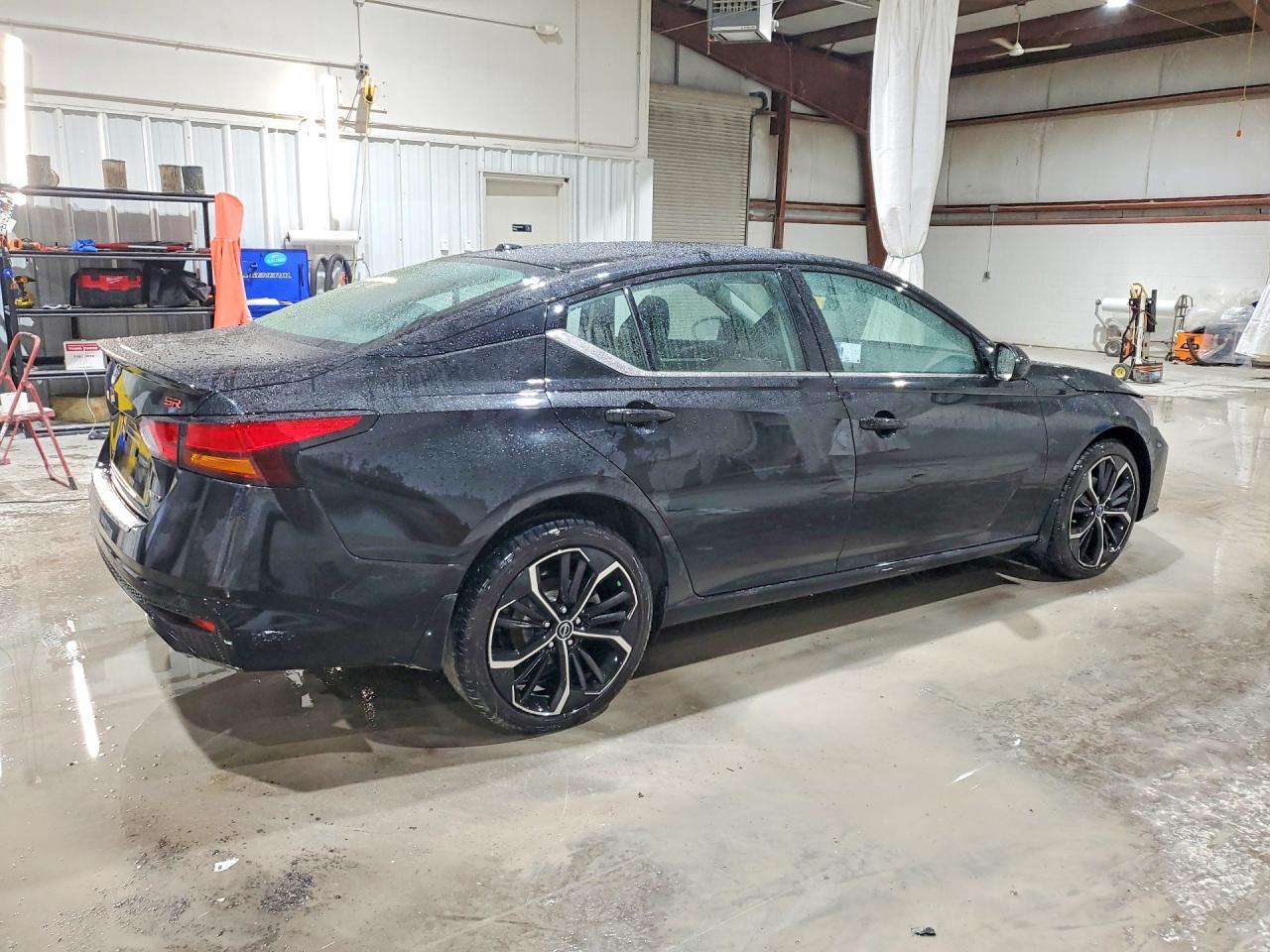 2023 Nissan Altima 2.5 Sr - Фото 3