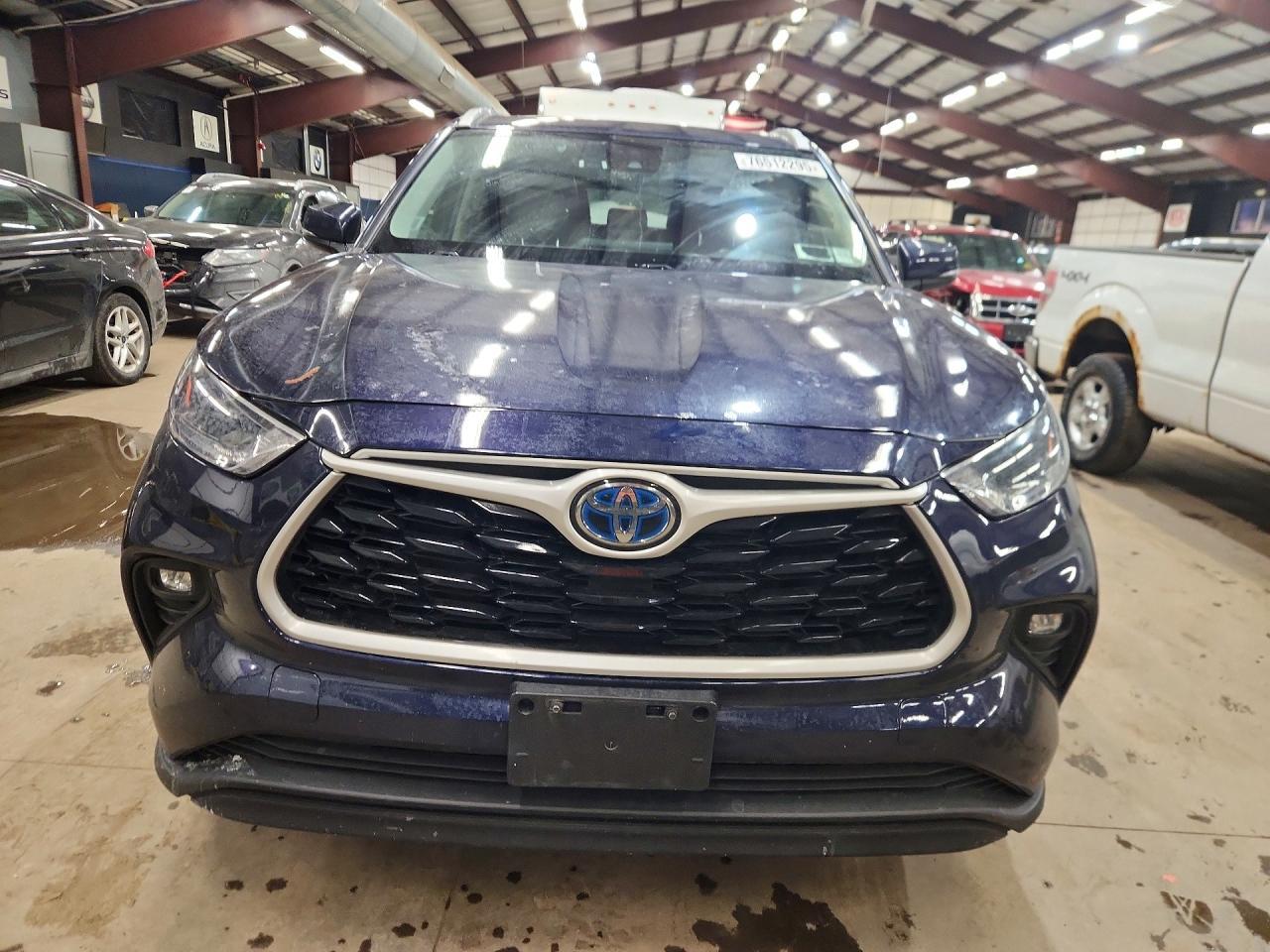 2022 Toyota Highlander Hybrid Xle - Фото 5