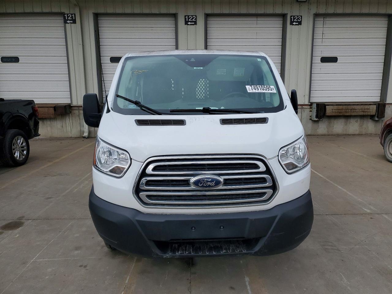 2019 Ford Transit 250 Delivery Van - Image 5