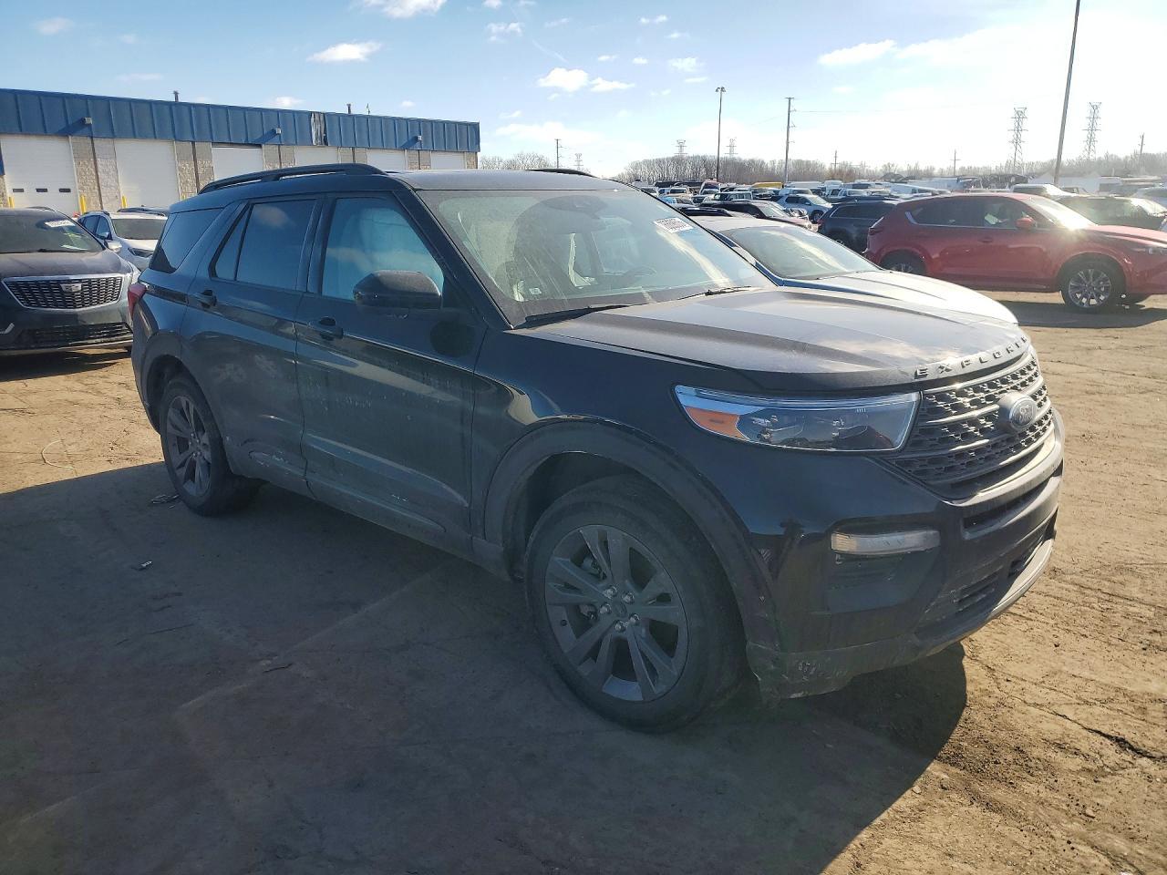 2022 Ford Explorer Xlt - Фото 4