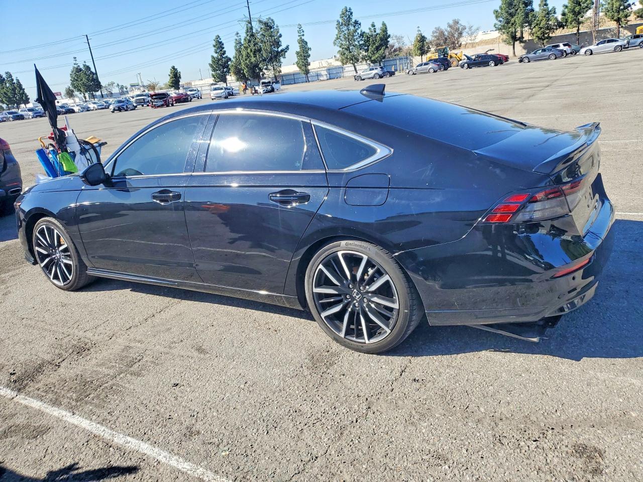 2024 Honda Accord Touring Hybrid - Image 2