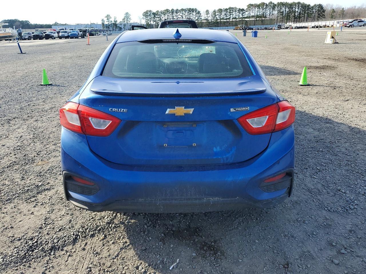 2016 Chevrolet Cruze Premier - Фото 6