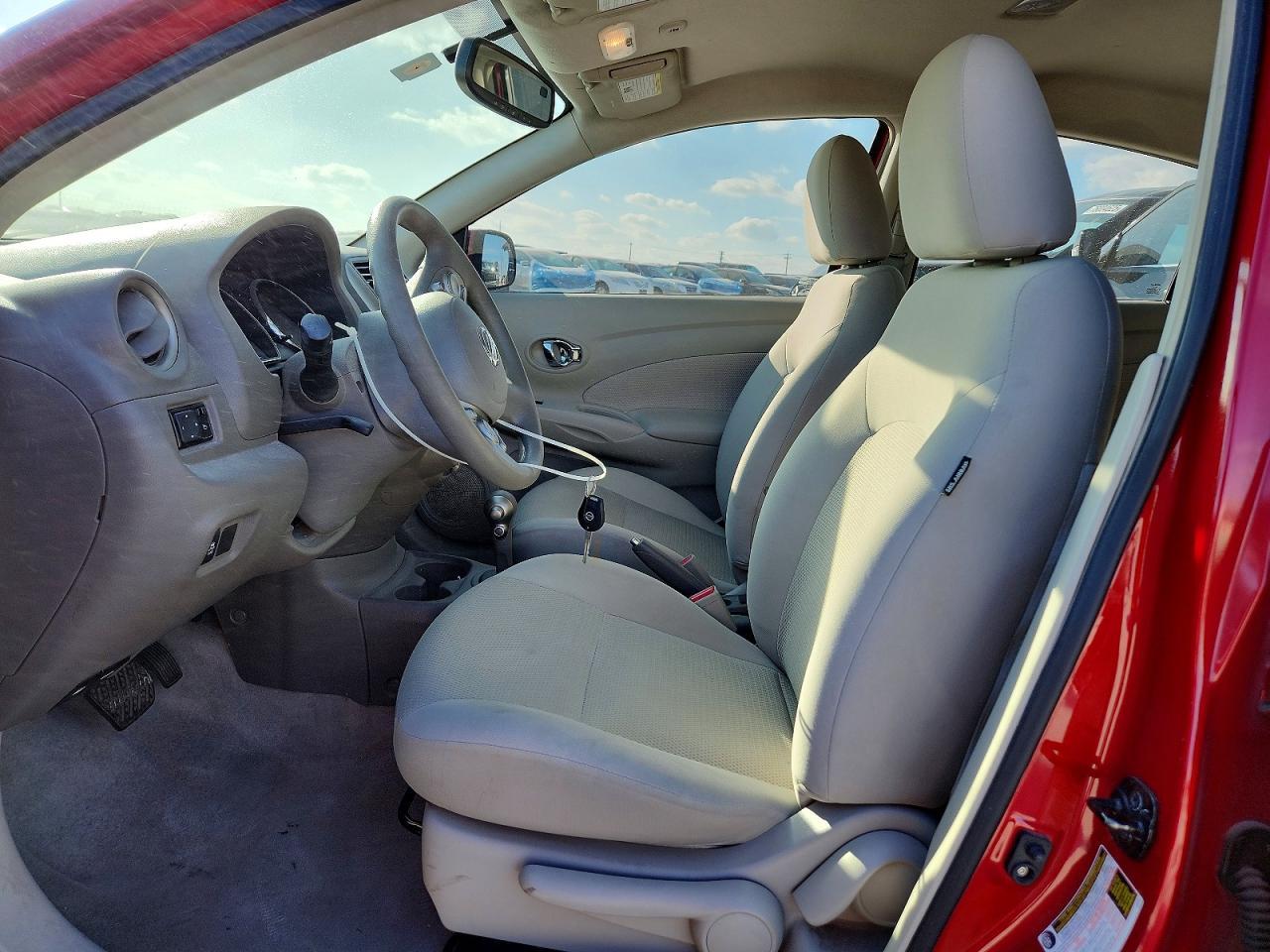 2013 Nissan Versa 1.6 S - Image 7