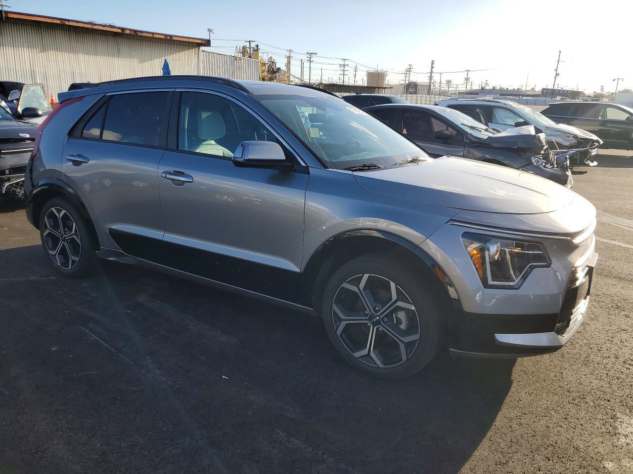 2023 Kia Niro Ex - Фото 4
