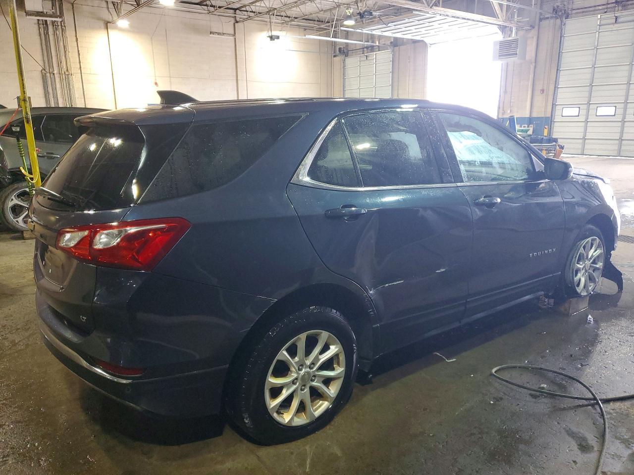 2019 Chevrolet Equinox Lt - Image 3