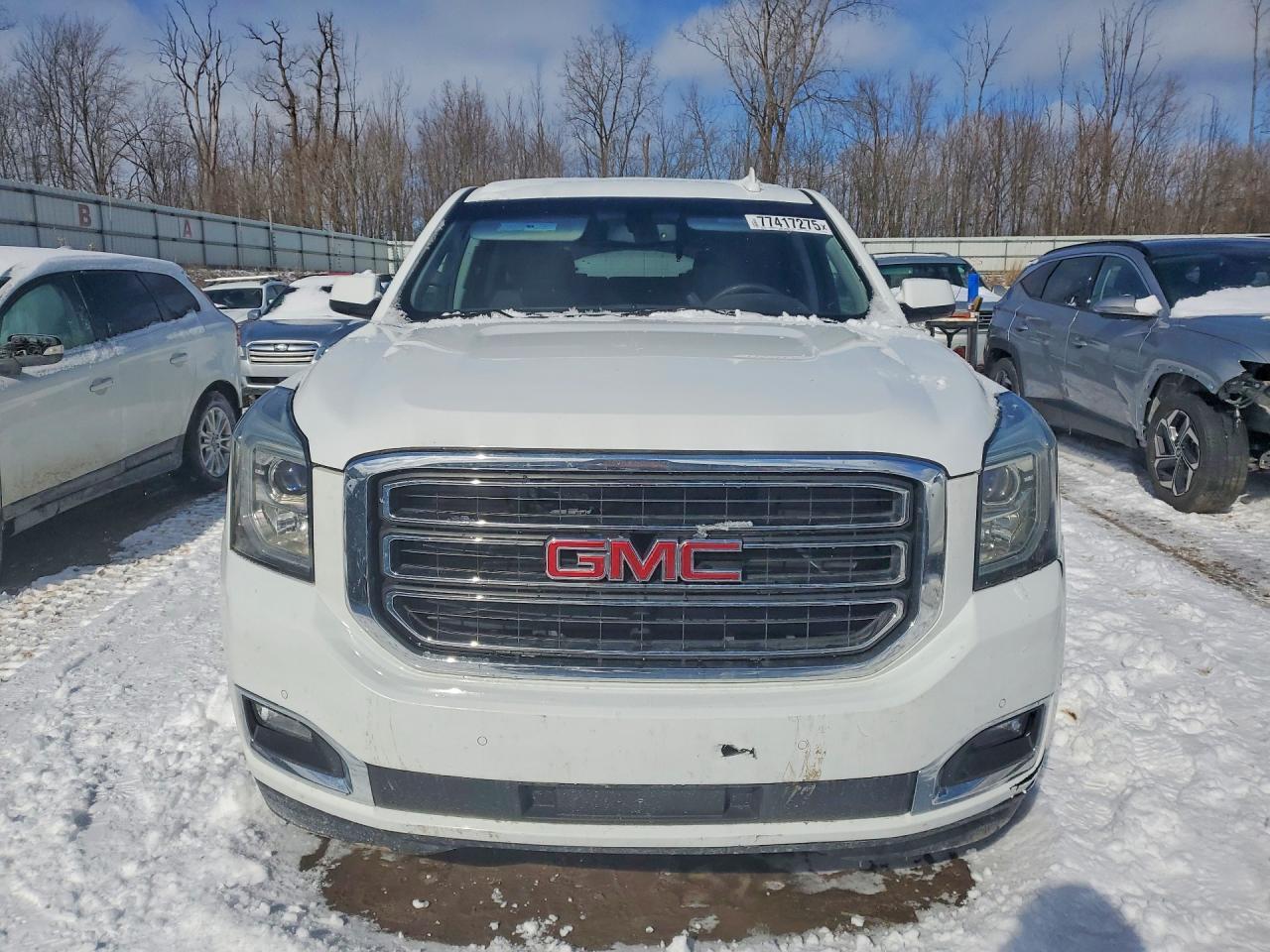 2017 GMC Yukon Sle - Image 5