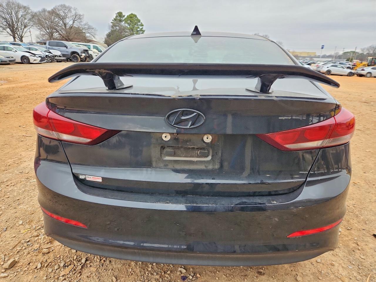 2017 Hyundai Elantra Value Edition - Фото 6