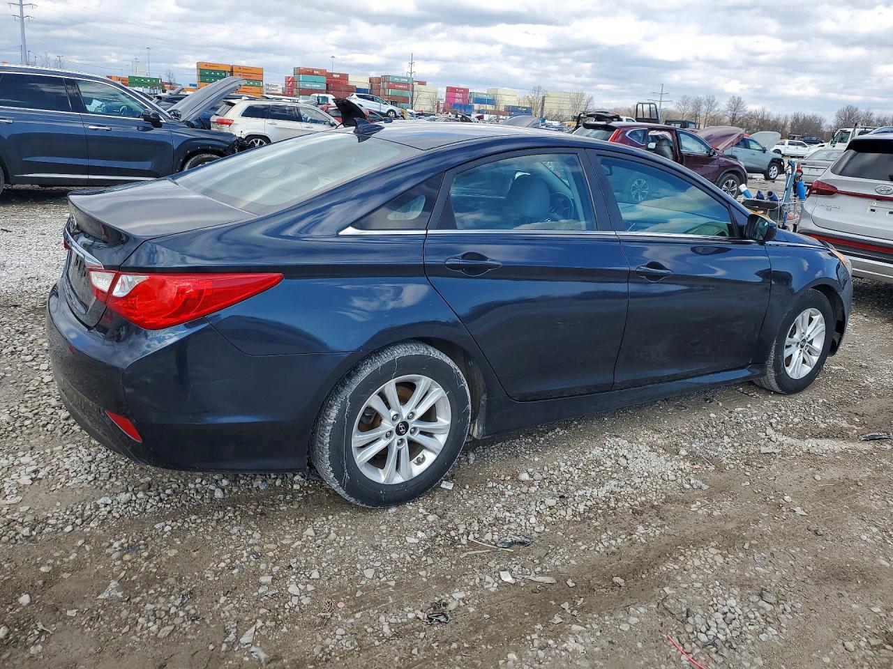 2014 Hyundai Sonata Gls - Фото 3