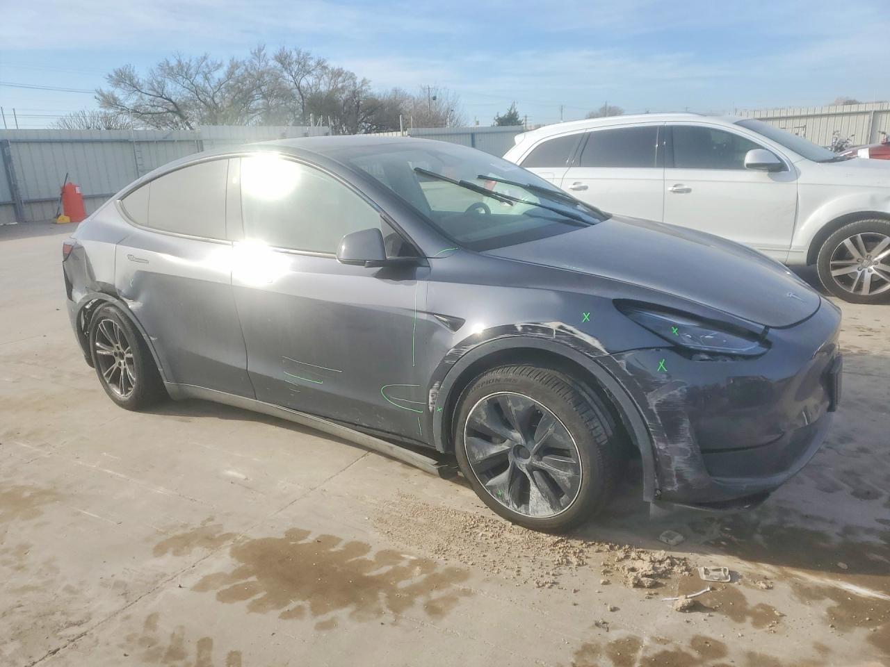 2024 Tesla Model Y - Фото 4