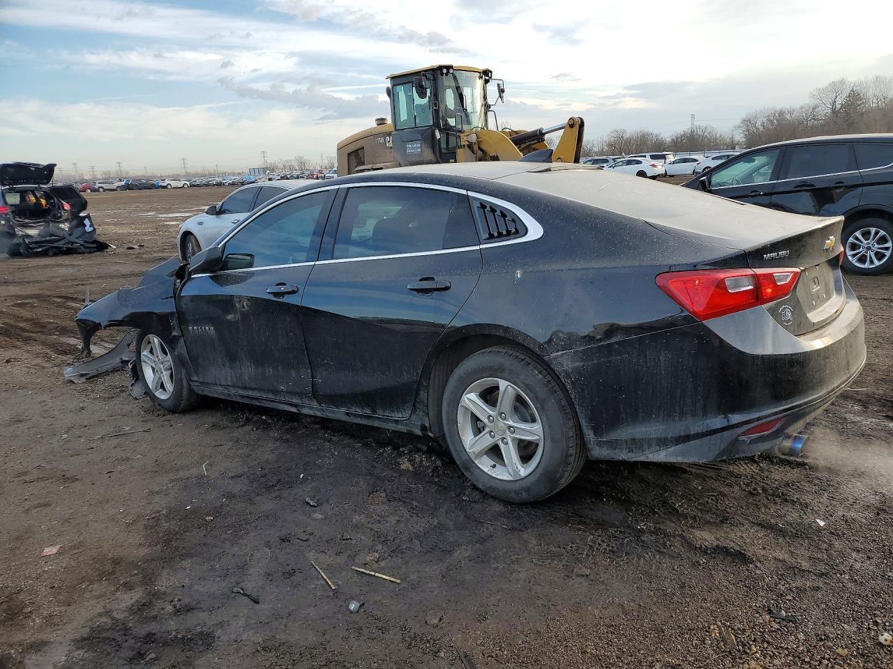 2020 Chevrolet Malibu Ls - Фото 2