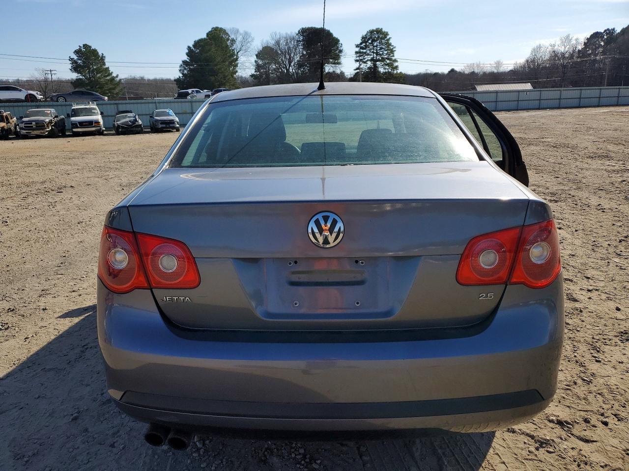 2007 Volkswagen Jetta 2.5 - Image 6