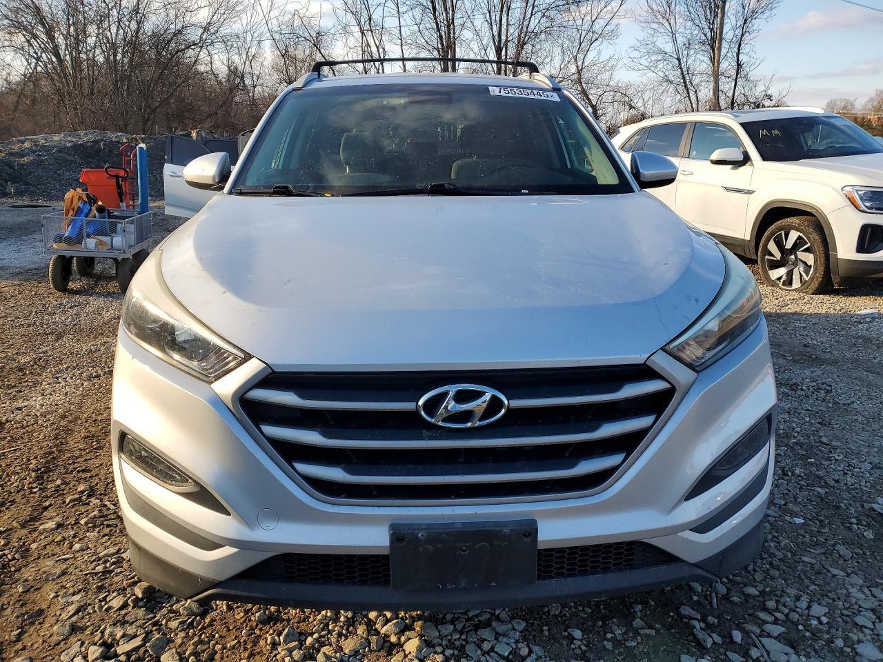 2017 Hyundai Tucson Limited - Image 5