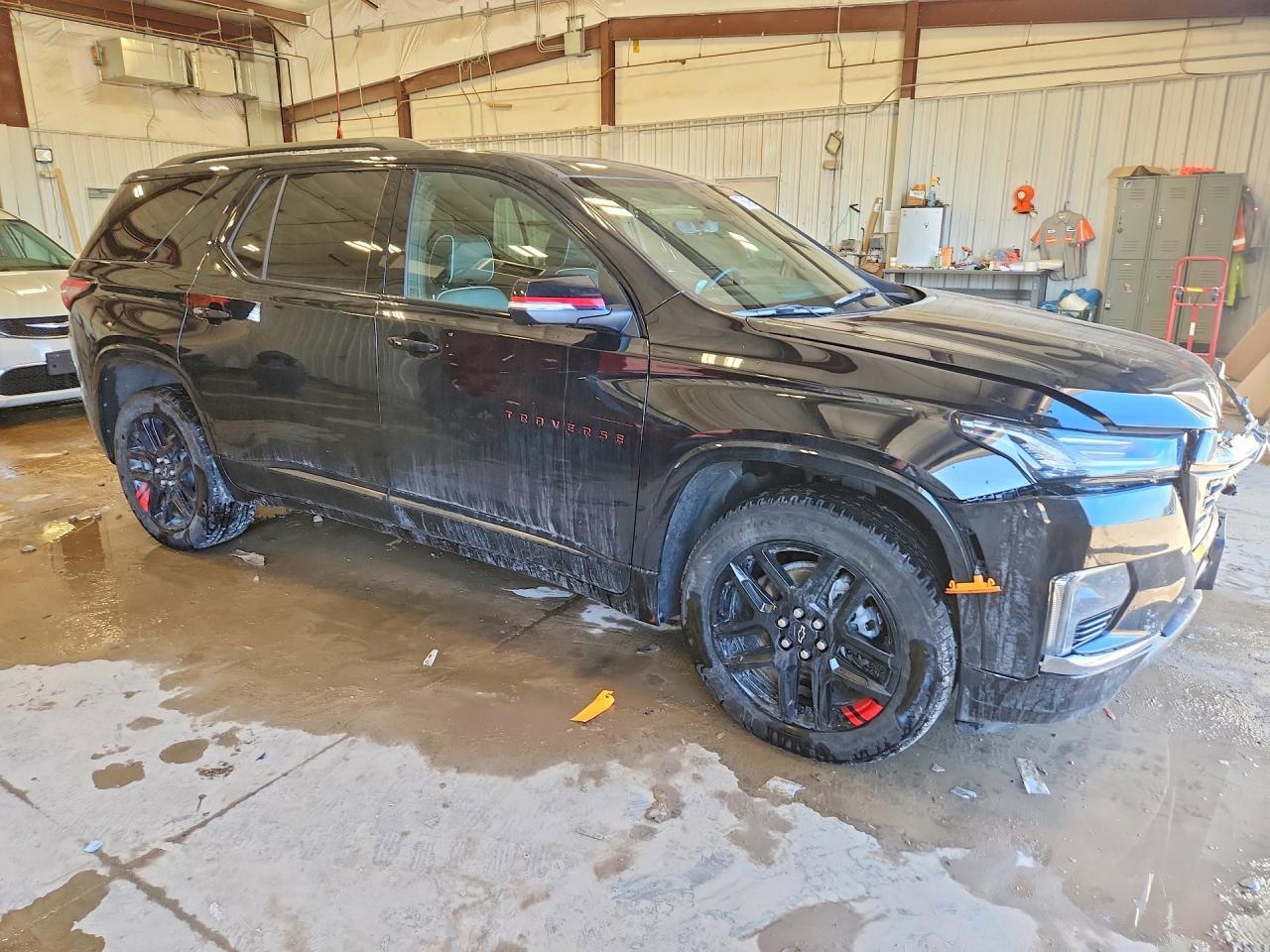 2023 Chevrolet Traverse Premier - Image 4