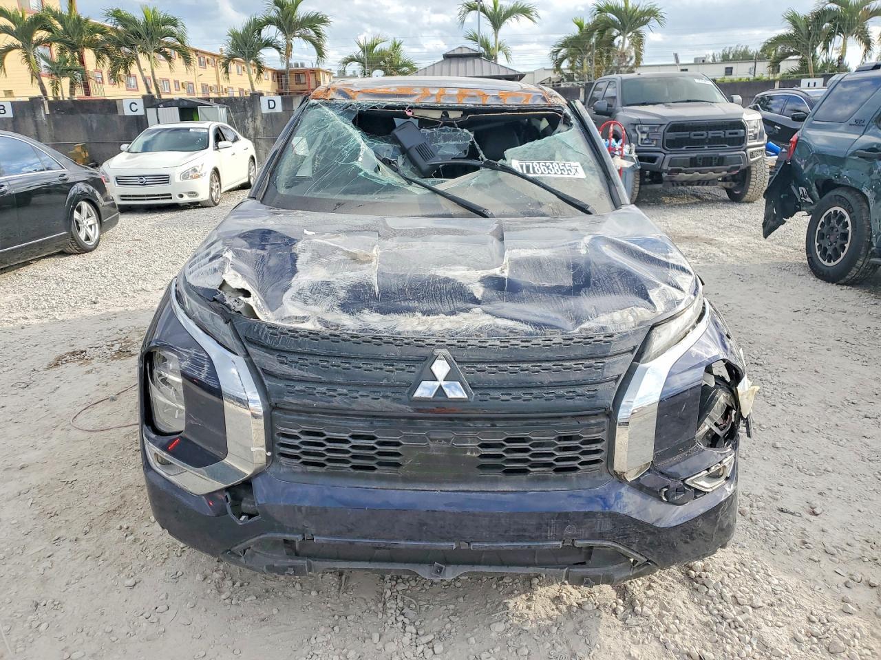 2022 Mitsubishi Outlander Se - Фото 5