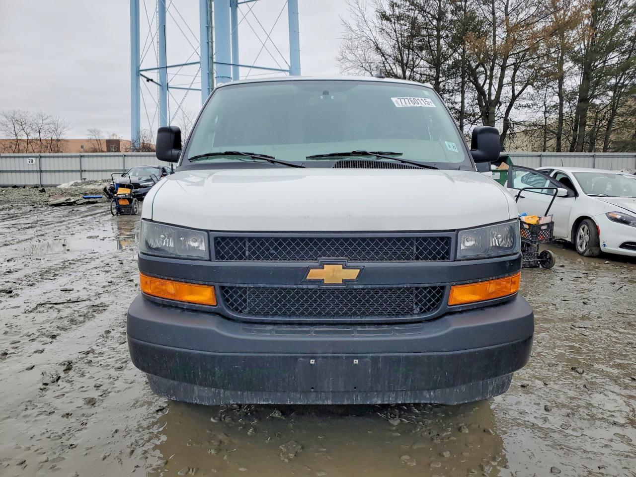 2024 Chevrolet Express G2500 - Фото 5