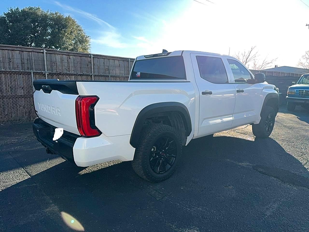 2024 Toyota Tundra Crewmax Sr - Фото 4