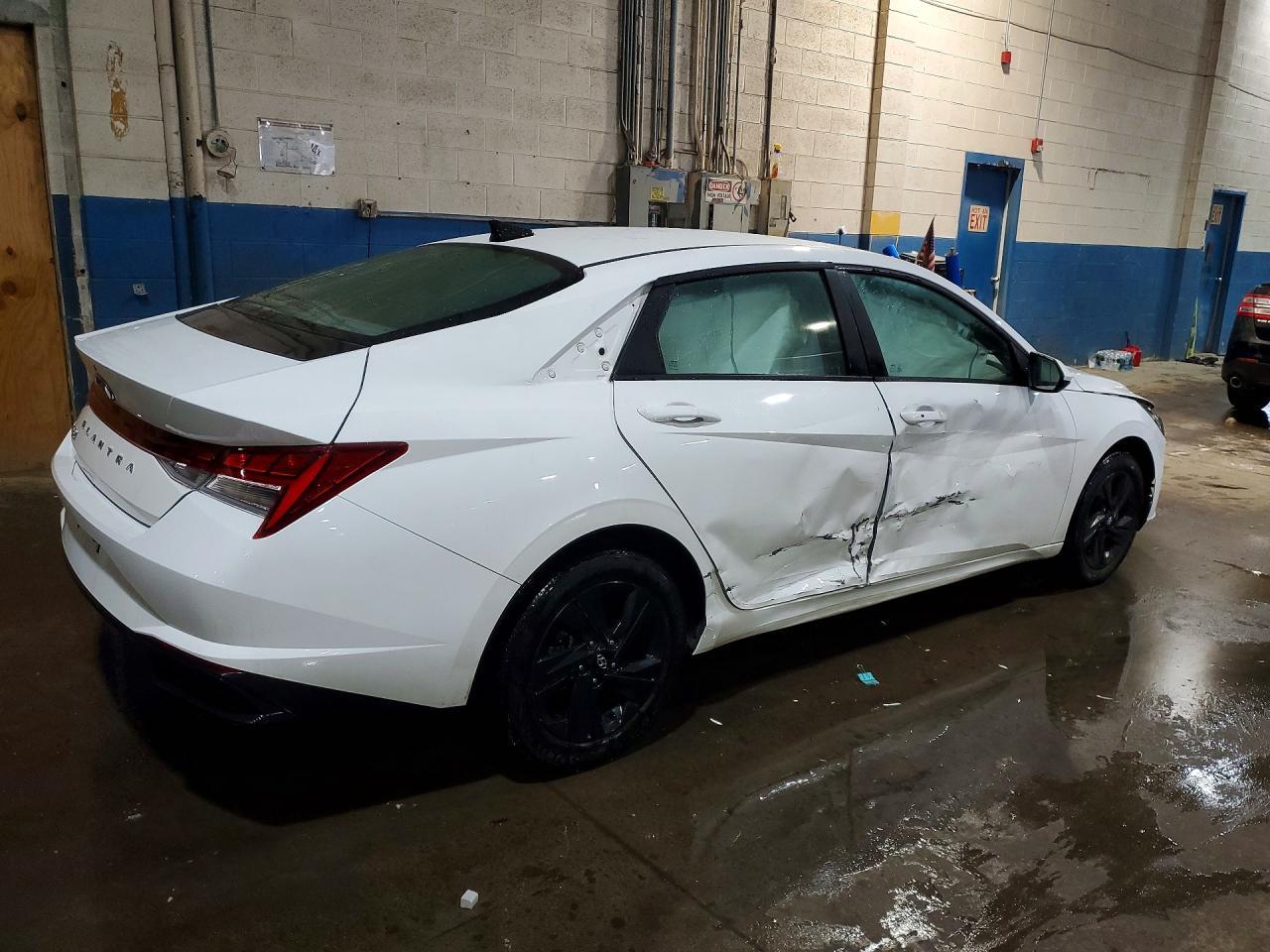 2023 Hyundai Elantra Hybrid Blue - Image 3