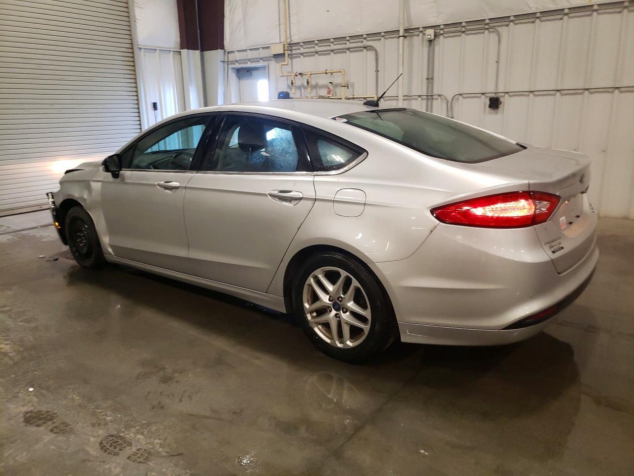 2013 Ford Fusion Se - Image 2