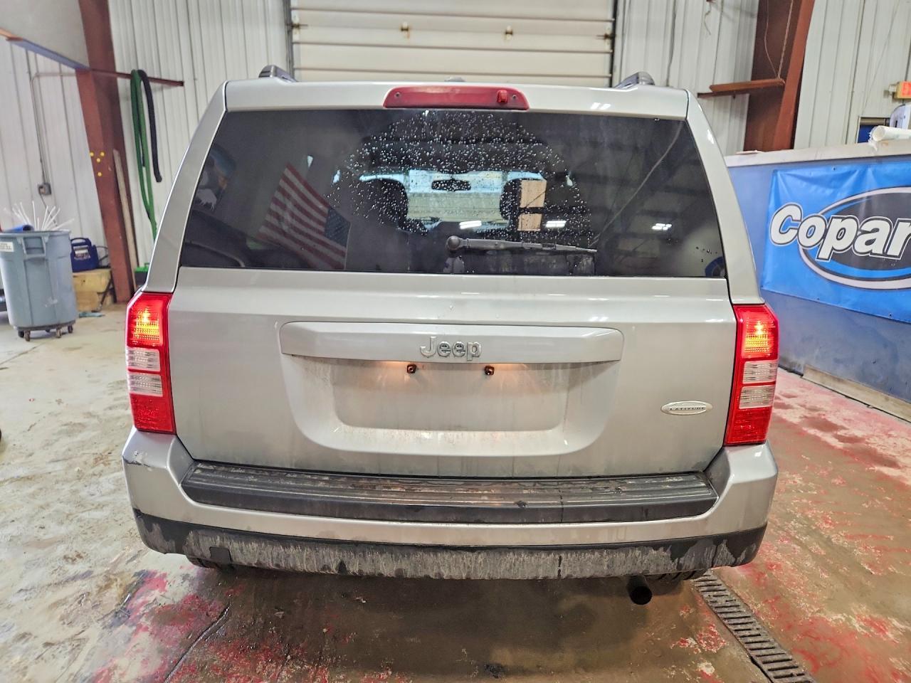 2016 Jeep Patriot Latitude - Image 6