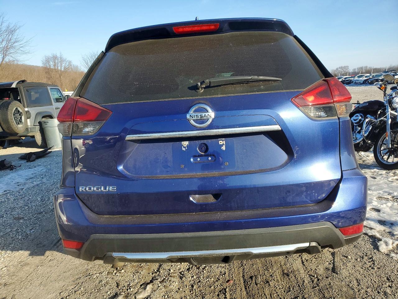 2020 Nissan Rogue S - Фото 6